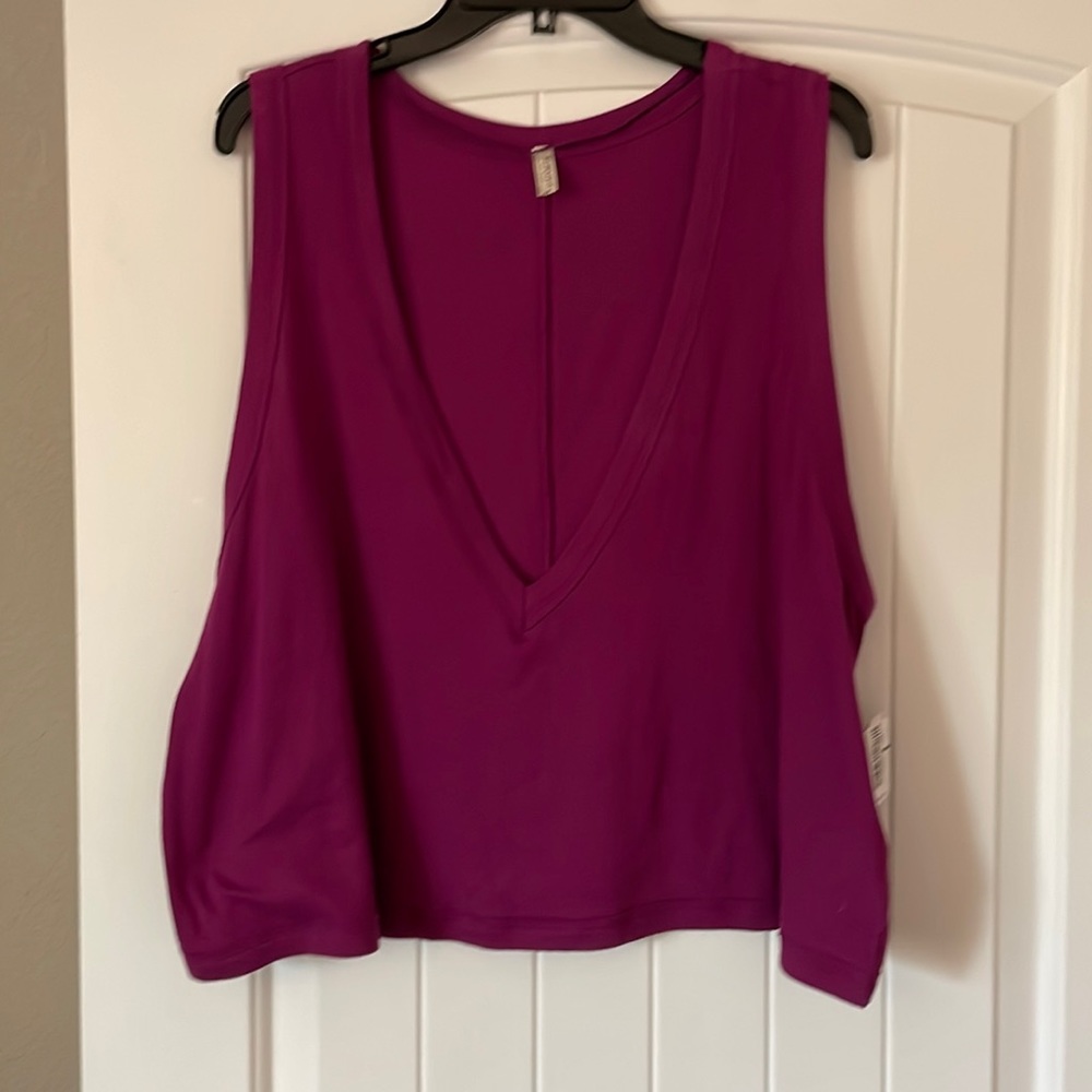 Free People Purple Magenta Baring It V-Neck Tank Top NWT - Picture 2 of 5